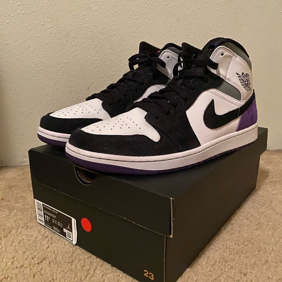 Jordan Other - Air Jordan 1 Mid SE Varsity Purple